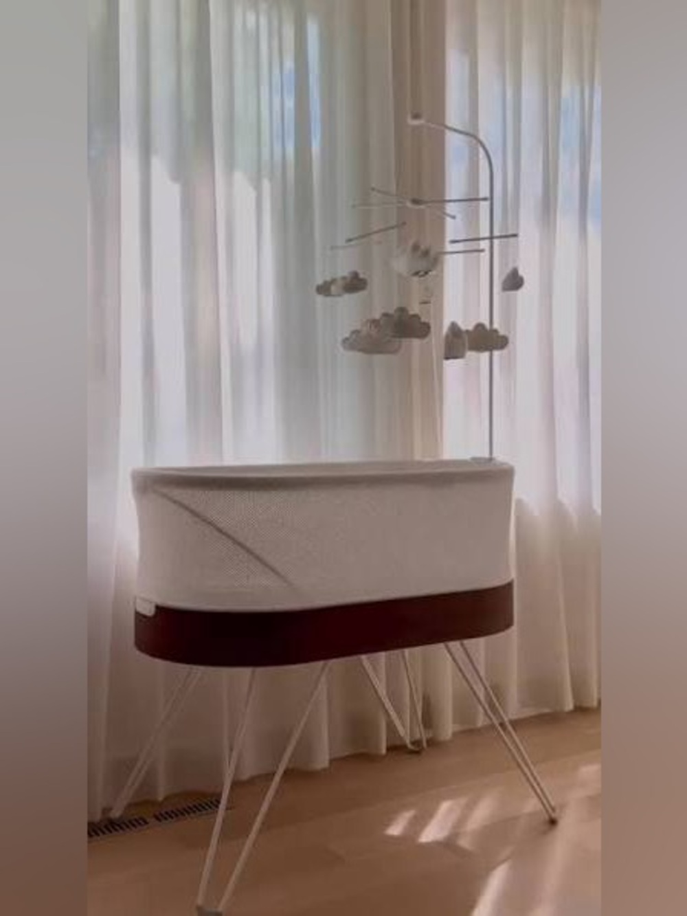 Happiest Baby Snoo Cloud Mobile